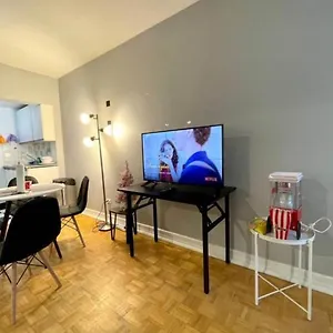 Appartement Affordable Cuttie 4 Persons 2 Beds In Downtown, Montréal