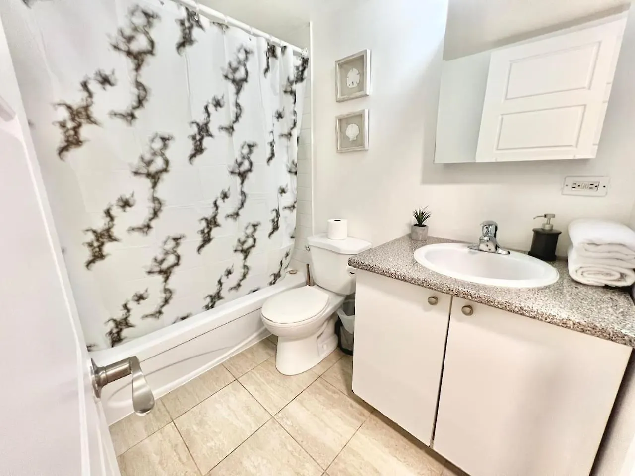 Amazing 1Br Apartment In Downtown Mtl Zn3 Montreal 0*,